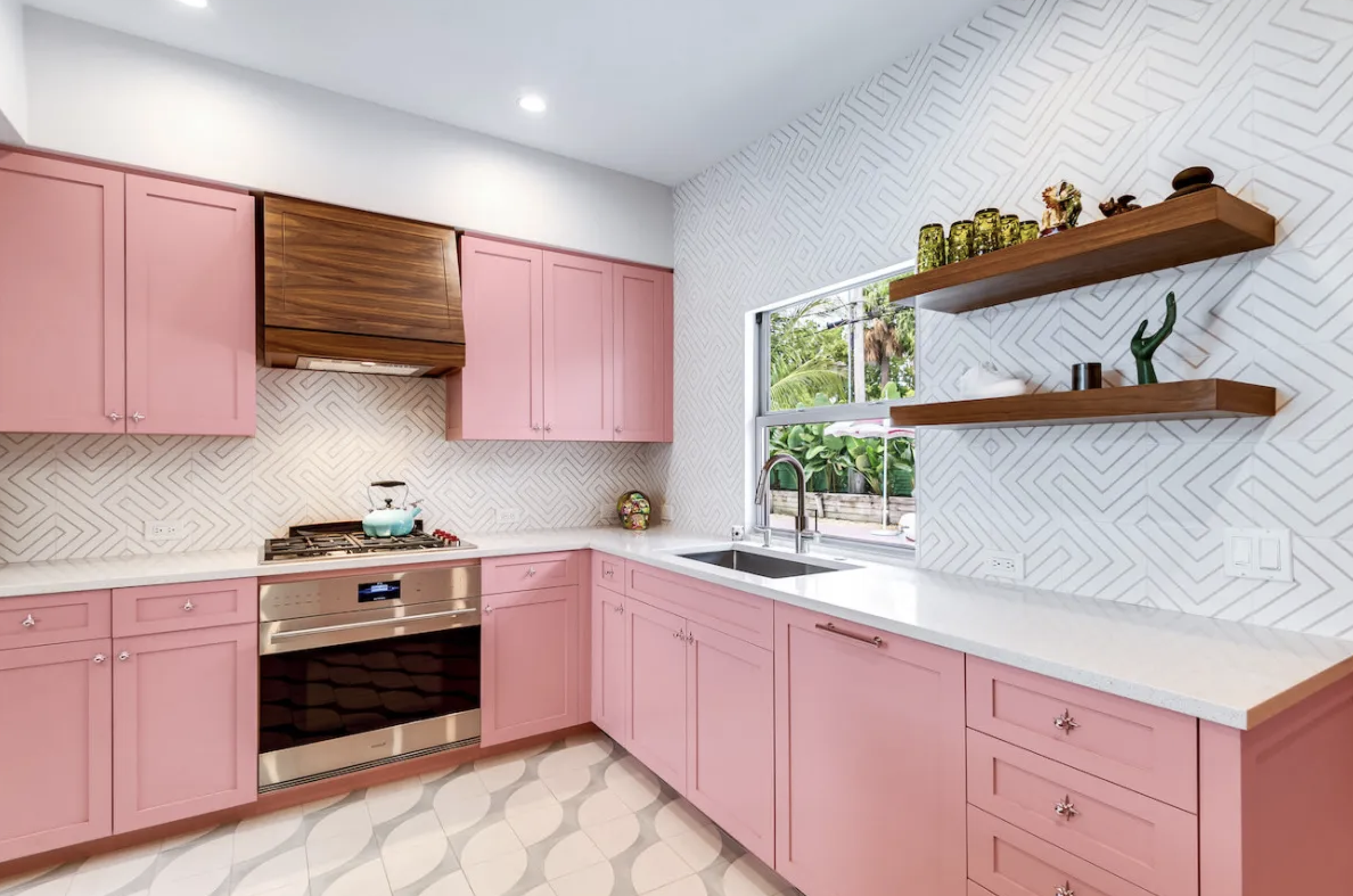 pink kitchen